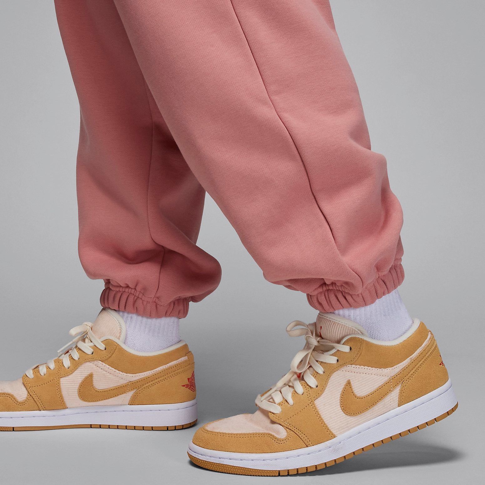 (WMNS) Air Jordan Flight Pants 'Red Stardust' FB5114-618 sold by KicksCrew product image thumbnail 5