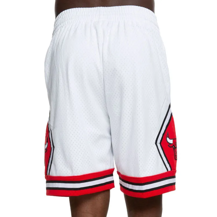Mitchell & Ness NBA Swingman Shorts Chicago Bulls 1997-98 'White Red' SMSHCP18151-CBUWHIT97 sold by KicksCrew product image thumbnail 4