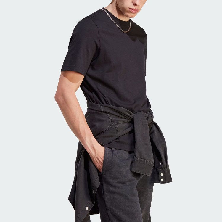 adidas Sportswear City Escape Split-Hem T-Shirt 'Black' II3479 sold by KicksCrew product image thumbnail 4