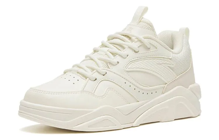 (WMNS) ANTA Flame 3 Low 'Pure White' 122248089-3 sold by KicksCrew product image thumbnail 3