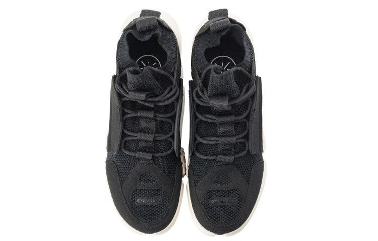 (WMNS) Li-Ning Wade Essence 2 ACE 'Black White' AGBN048-1 sold by KicksCrew product image thumbnail 4