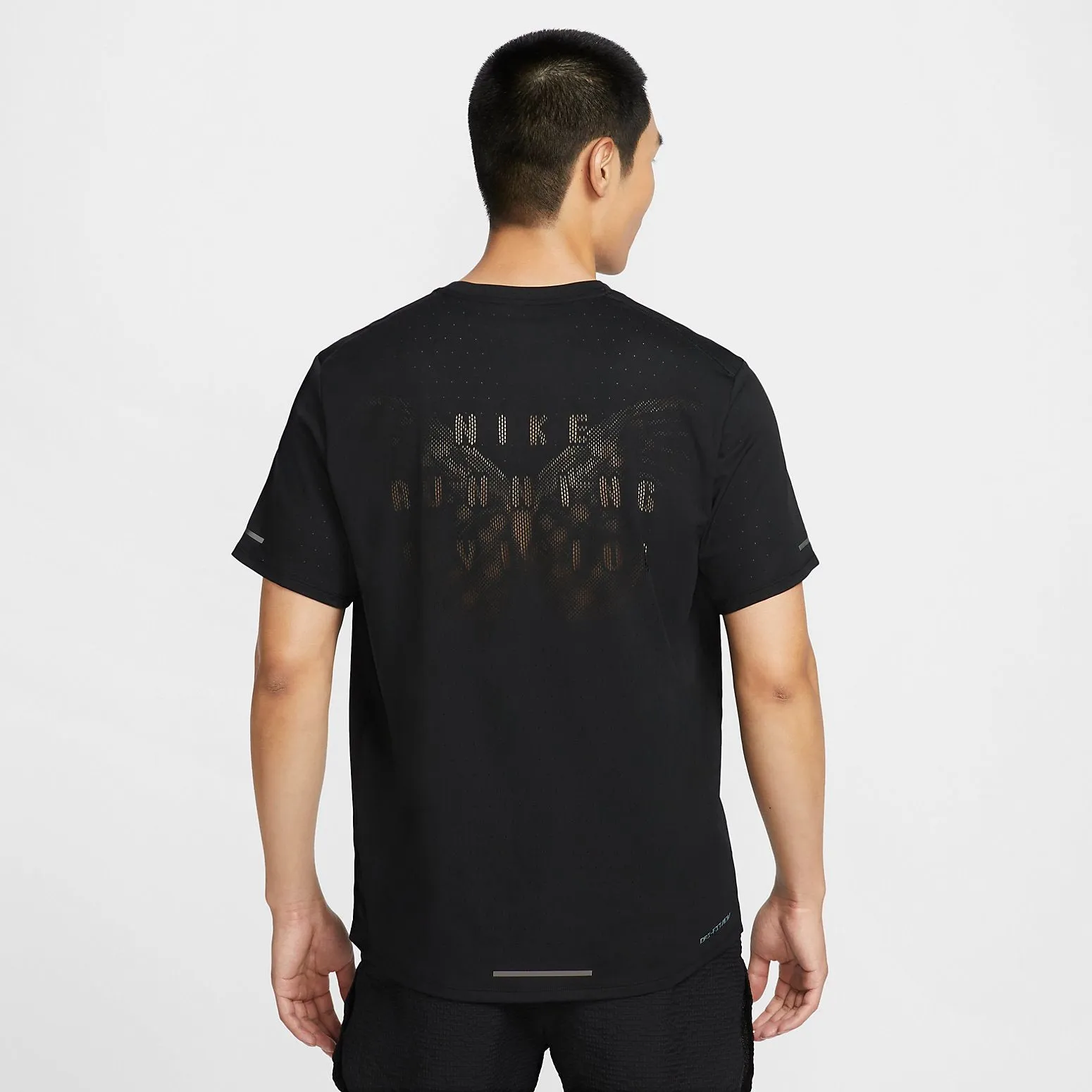 ウォーキング・ランニングウェア Nike elite T-shirt AERONAUTICA MILITARE NIKE Men's Nike Sportswear Max90 Embrace the Air Graphic T