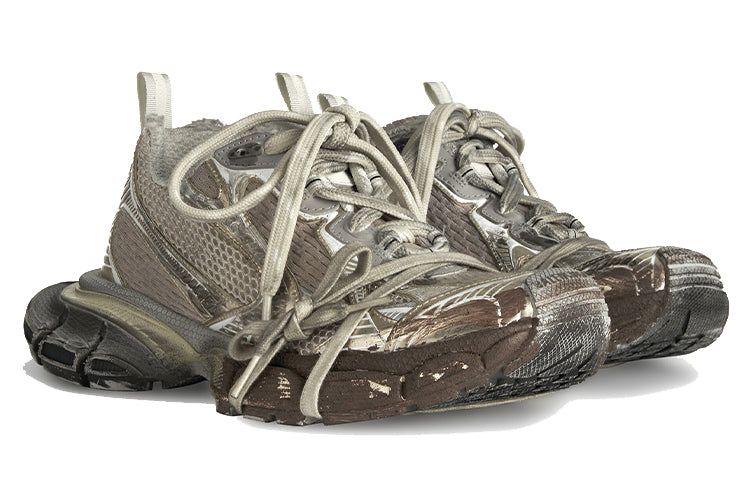 (Wmns) Balenciaga 3XL 'Brown' 734731W3XL79191 sold by KicksCrew product image thumbnail 3