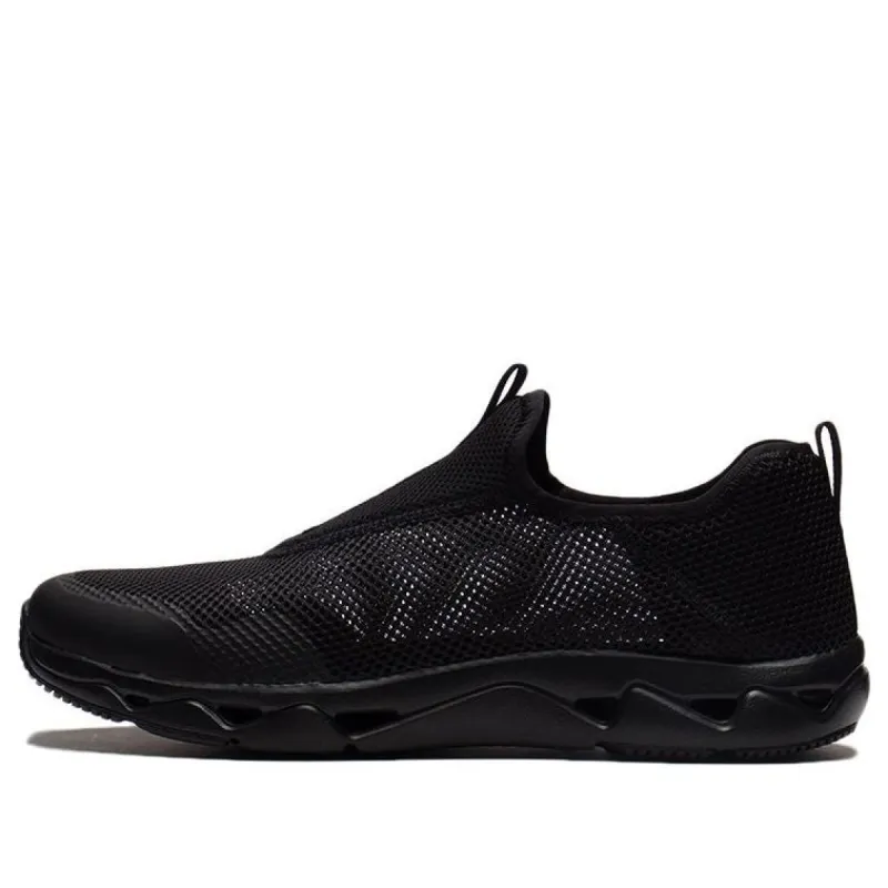 Li-Ning Classic Running Shoes 'Black' AGCR361-51 sold by KicksCrew