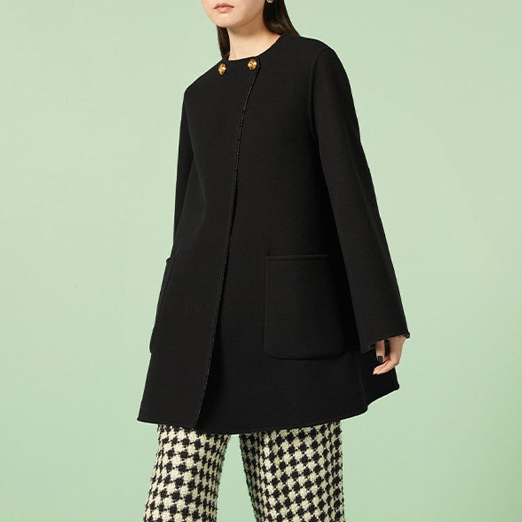 (WMNS) Gucci Reversible Diagonal G Wool Coat 'Black' 746532-ZANAX-1189 sold by KicksCrew product image thumbnail 3