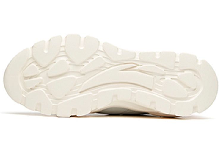 (WMNS) ANTA Retro Running Shoes 'White Grey Orange' 922027022-6 sold by KicksCrew product image thumbnail 6