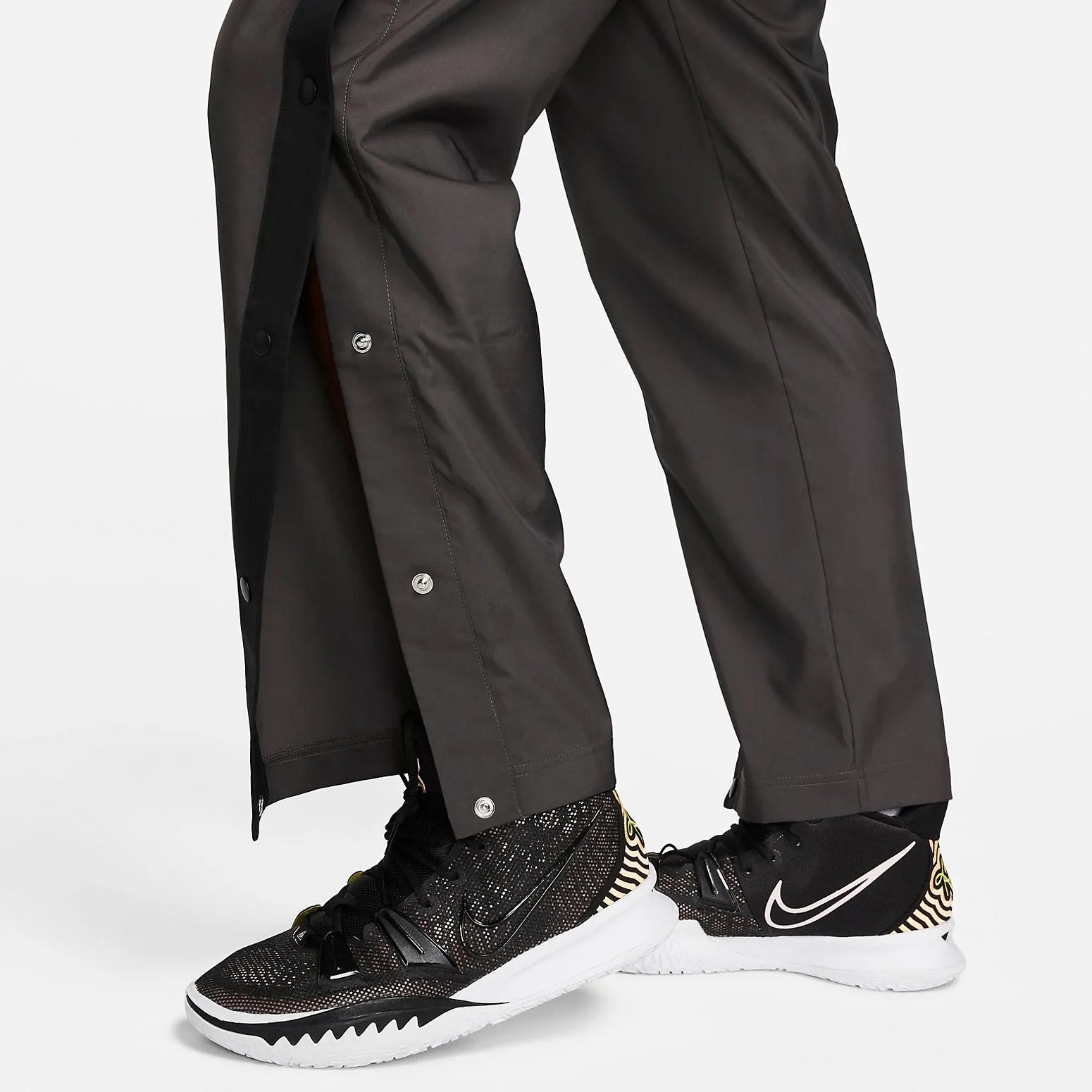 Nike DNA Tearaway Basketball Pants 'Grey' DQ6096-254 sold by KicksCrew product image thumbnail 3