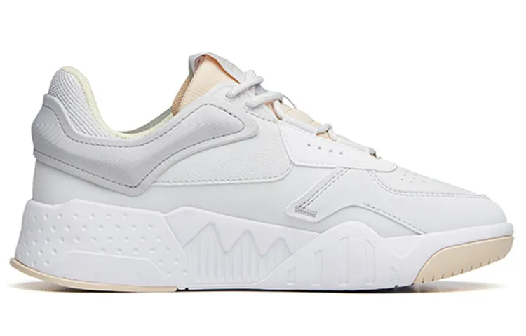 (WMNS) ANTA Life Series Sneakers 'White Grey Yellow' 922138051-1 sold by KicksCrew product image thumbnail 2