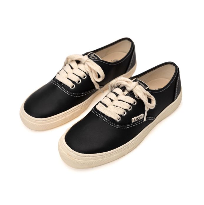 Maison MIHARA YASUHIRO PAST Sole 5 - Hole Leather Low-top Sneaker 'Black' S09FW203-BLK sold by KicksCrew product image thumbnail 2
