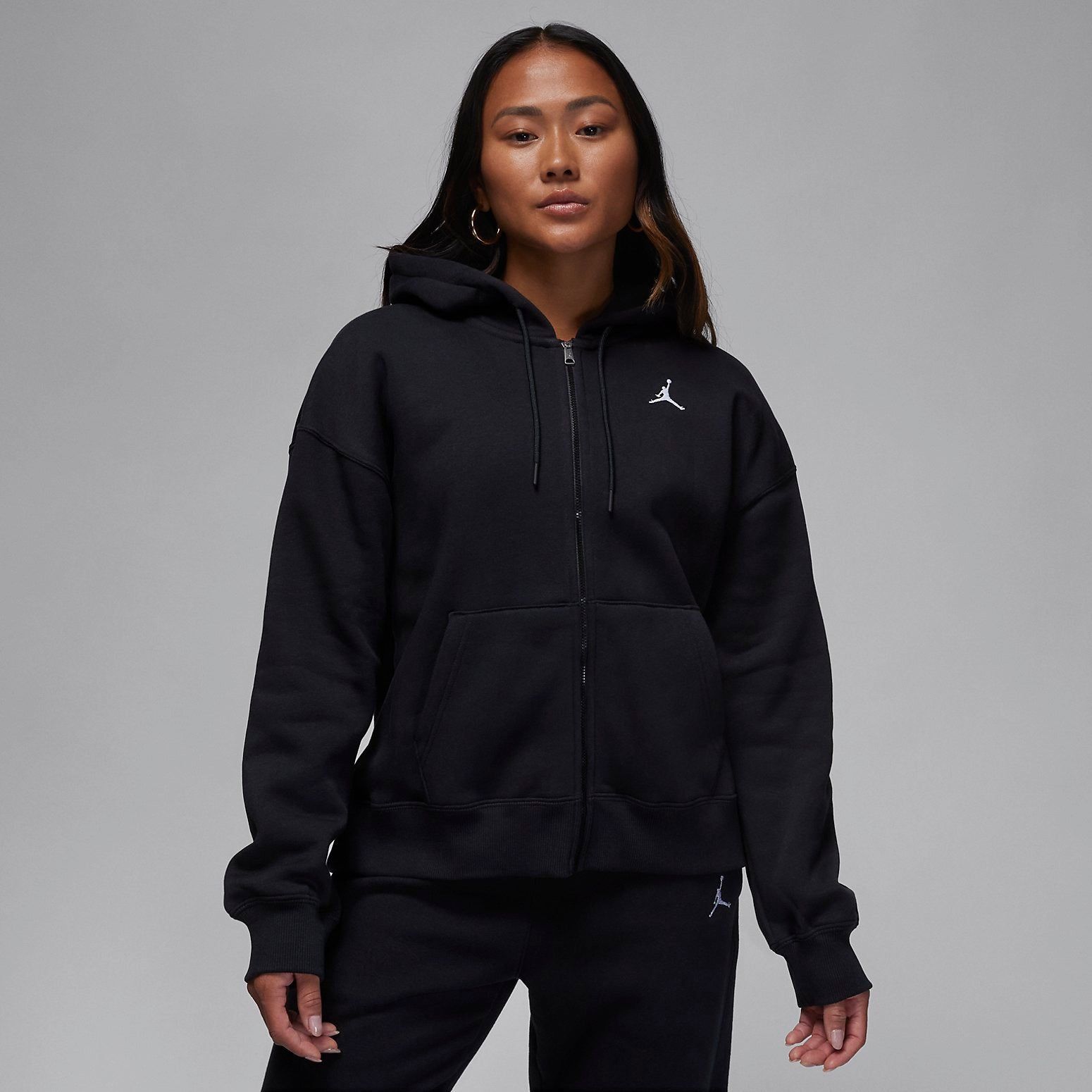 (WMNS) Air Jordan Brooklyn Fleece Full Zip Hoodie 'Black' FD7866-010 sold by KicksCrew product image thumbnail 2
