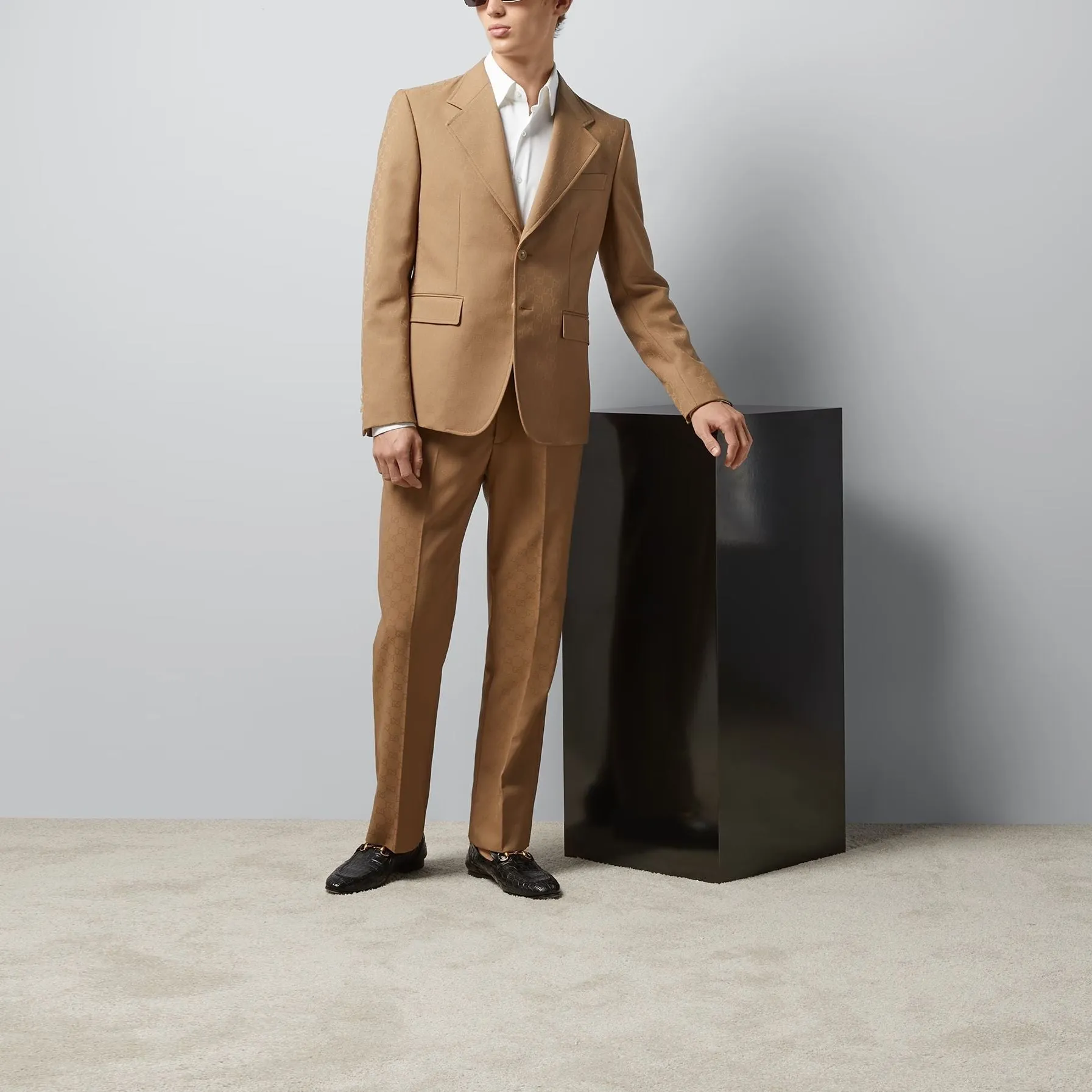 GUCCI GG Polyester Jacket 'Light Brown' 770384-ZAORH-2708 sold by KicksCrew product image thumbnail 3