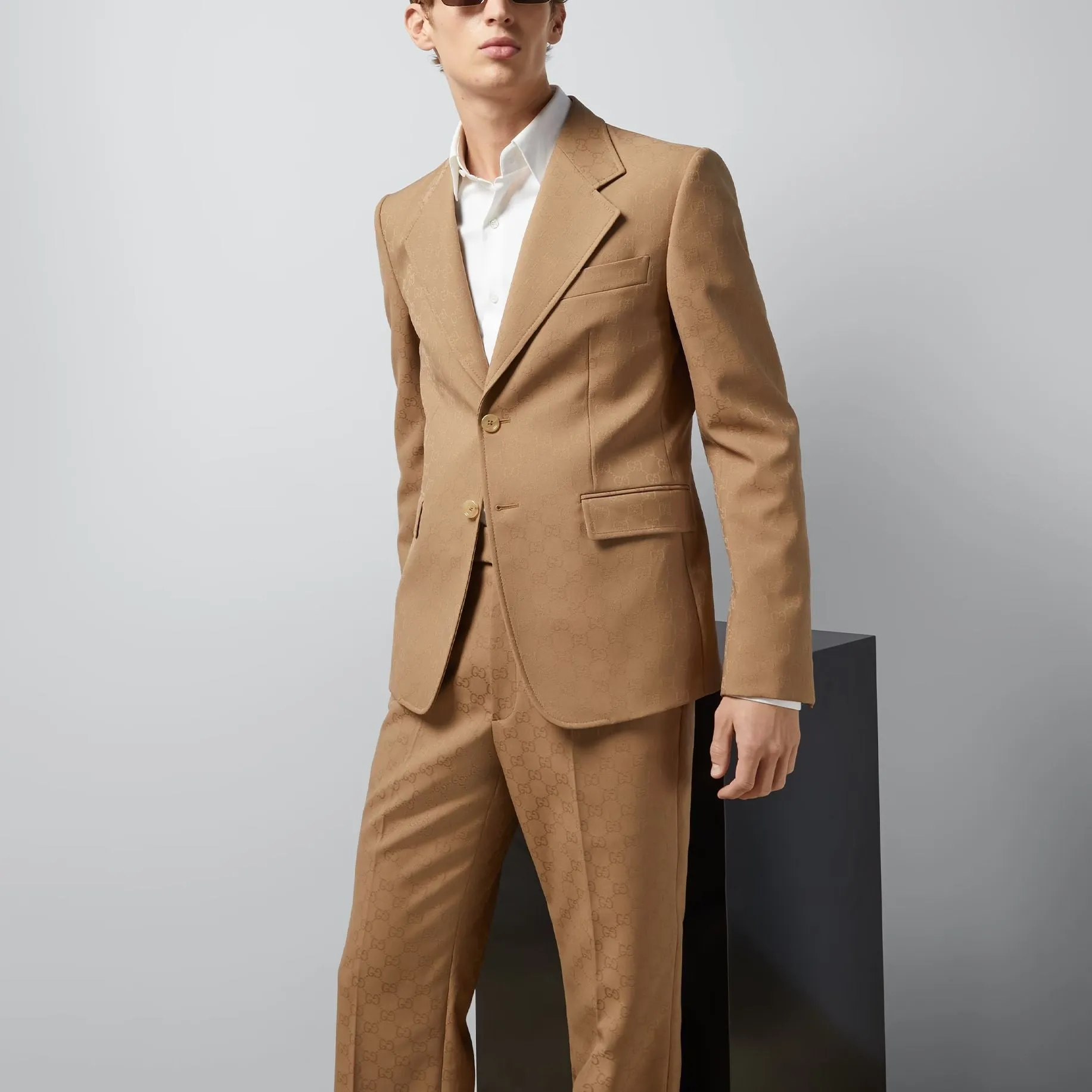 GUCCI GG Polyester Jacket 'Light Brown' 770384-ZAORH-2708 sold by KicksCrew product image thumbnail 4