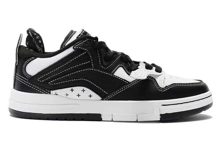 Li-Ning Wave Pro x SMFK 'Black Wings' AECS085-1 sold by KicksCrew product image thumbnail 2
