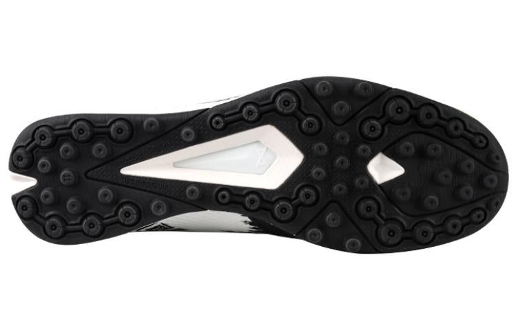 Li-Ning Iron 2.5 TF Sneakers 'White Black' YSTT011-1 sold by KicksCrew product image thumbnail 4