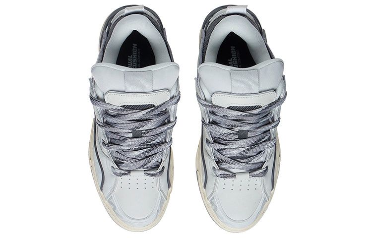 (WMNS) Li-Ning Superwave Golden 'Smoke White' AECS074-1 sold by KicksCrew product image thumbnail 4