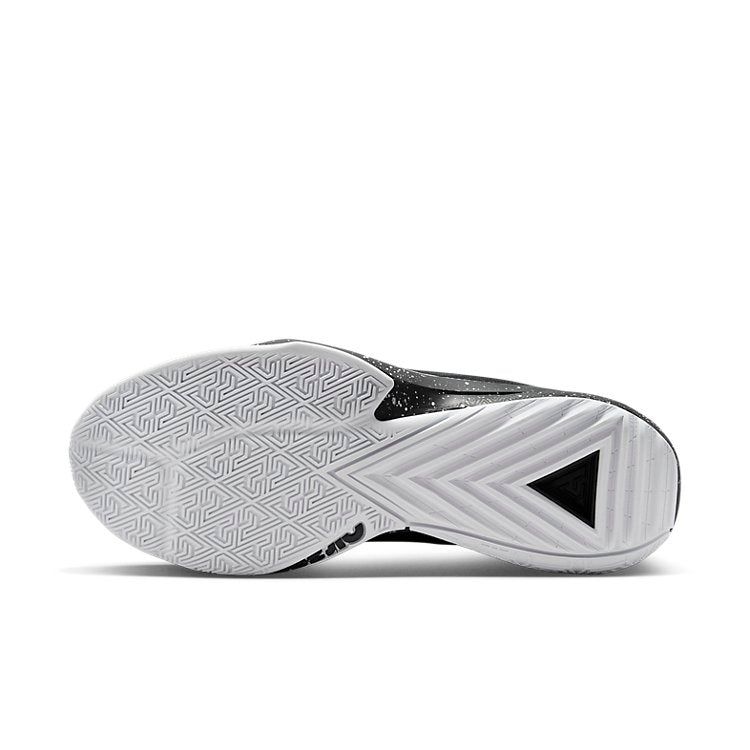 Nike Zoom Freak 5 'Oreo' DX4985-003 sold by KicksCrew product image thumbnail 5