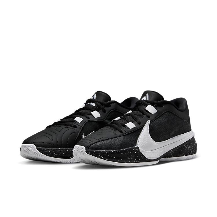 Nike Zoom Freak 5 'Oreo' DX4985-003 sold by KicksCrew product image thumbnail 2