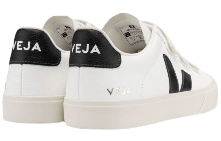 Veja Recife Low-Top Sneakers 'White Black' RC0502790A sold by KicksCrew product image thumbnail 4