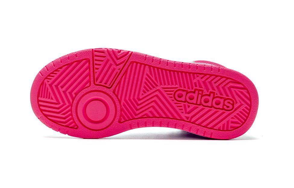 New Balance Graphic Print Tee 'Black Blue' AMT22387-BK sold by KicksCrew