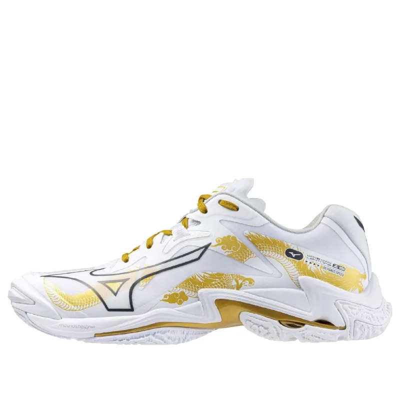 Mizuno Wave Lightning Z8 'Gold Dragon' V1GA240059 sold by KicksCrew