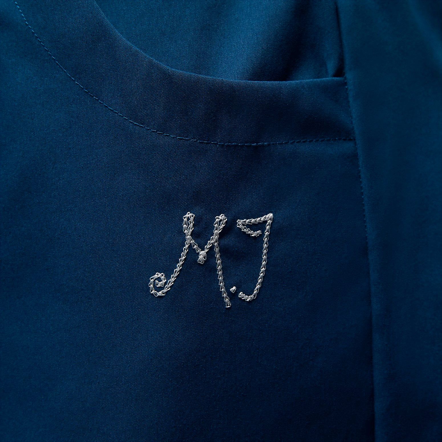 (WMNS) Air Jordan Woven Trousers 'Turquoise' FB5122-427 sold by KicksCrew product image thumbnail 4