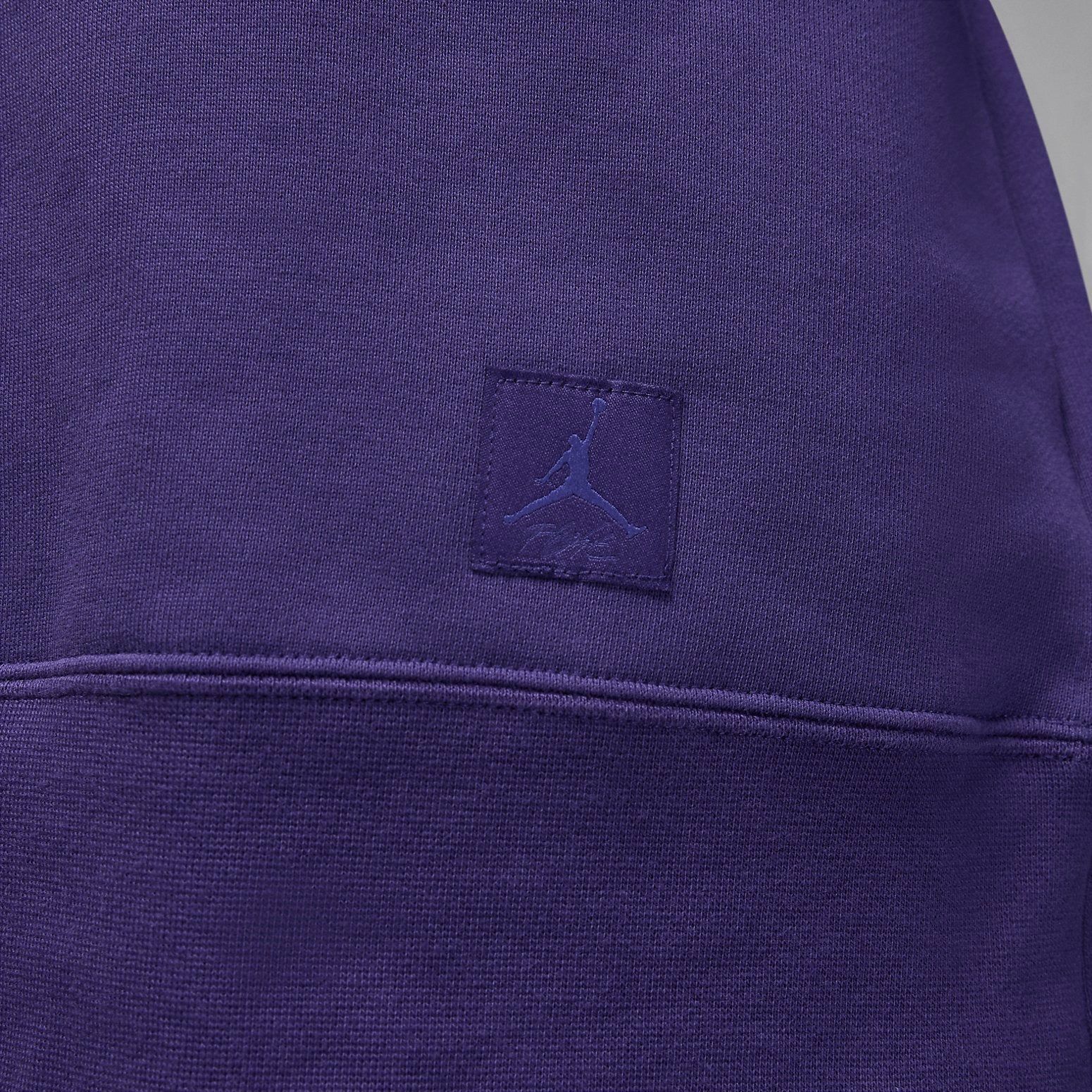 (WMNS) Air Jordan Flight Fleece Crewneck Sweatshirt 'Purple' FB5116-502 sold by KicksCrew product image thumbnail 2