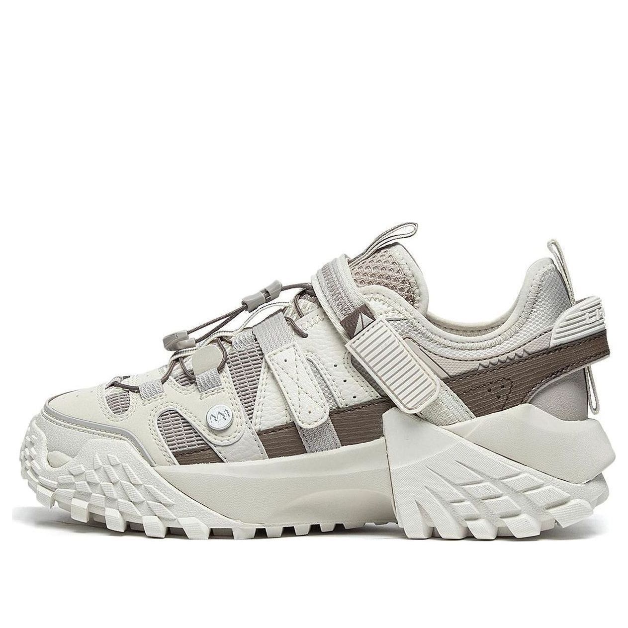 (WMNS) Li-Ning CF Linchuan V2 'White Grey' AGLS226-1 sold by KicksCrew