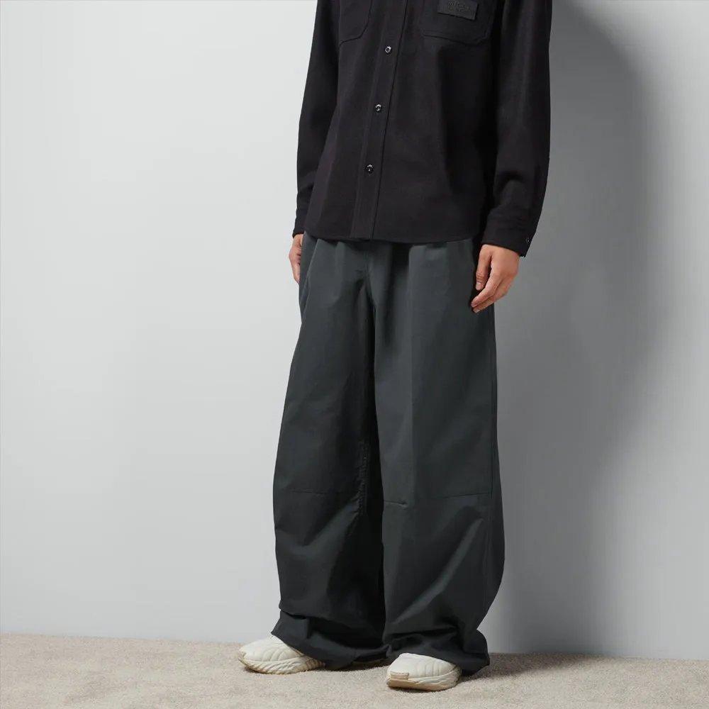 Gucci Cotton Poplin Skater Trouser 'Dark Grey' 769500-ZAJP1-1126 sold by KicksCrew product image thumbnail 3