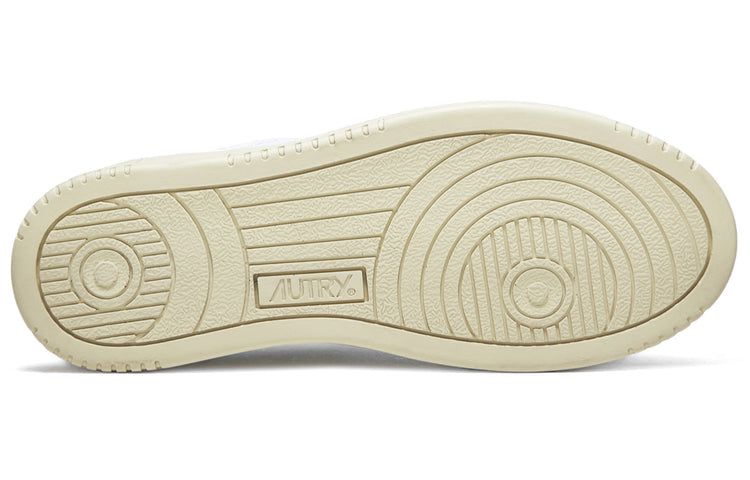 (WMNS) Autry Medalist Low 'White Fucsia' AULW-LL42 sold by KicksCrew product image thumbnail 4