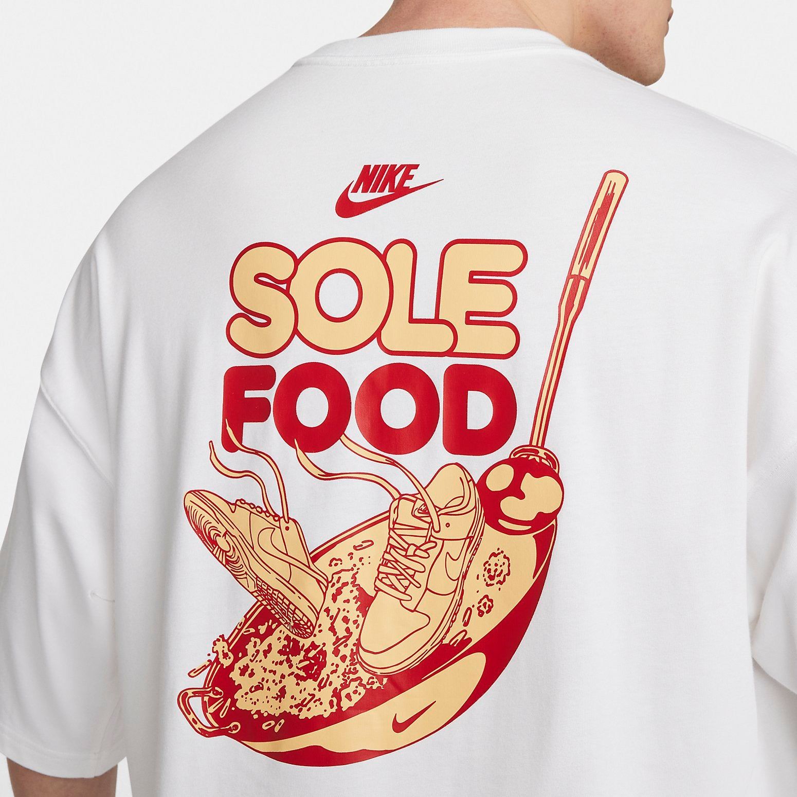 ★ドイツ発*NIKE*新作*SOLE FOOD Tシャツ/WHITE★ Nike Sole Food front print T-shirt in white | ASOS