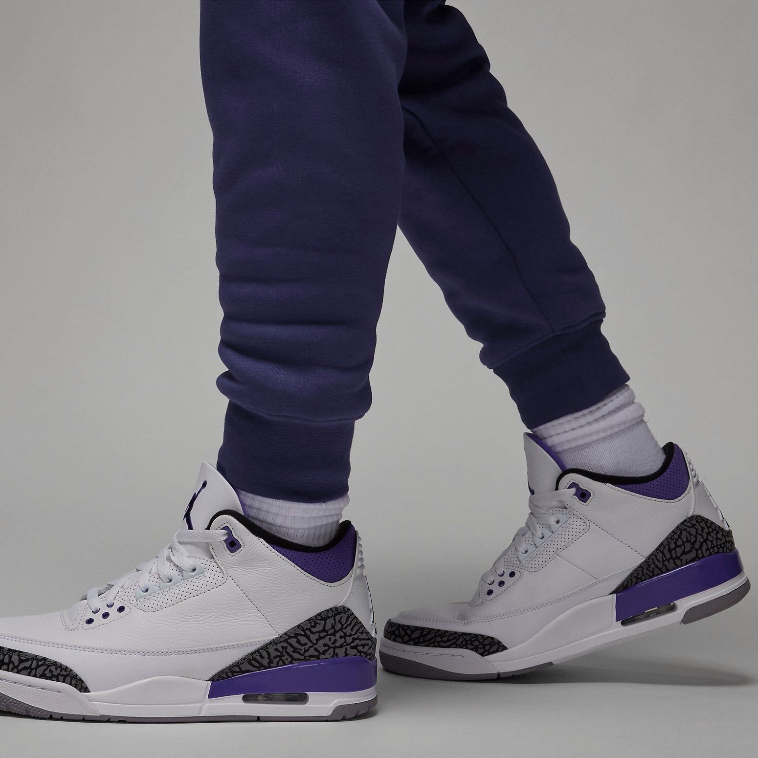 Air Jordan Essentials Fleece Pant 'Purple' FD7346-502 sold by KicksCrew product image thumbnail 5