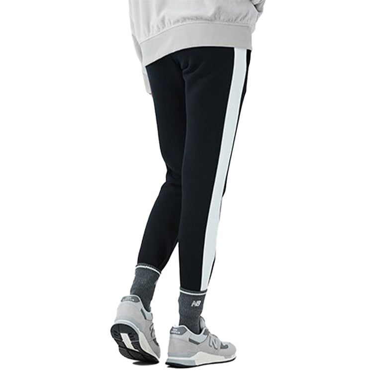 (WMNS) New Balance Striped Track Pants 'Black White' AWP93580-BK sold by KicksCrew product image thumbnail 4