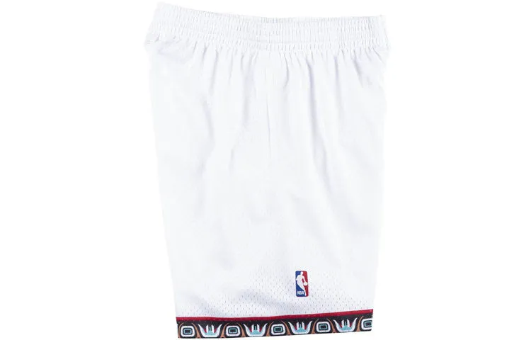 Mitchell & Ness NBA Swingman Shorts Vancouver Grizzlies 1998-99 'White' SMSHCP18155-VGRWHIT98 sold by KicksCrew product image thumbnail 4