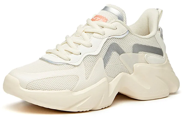 (WMNS) ANTA Running Series Sneakers 'Ivory Grey' 922035583-1 sold by KicksCrew product image thumbnail 2