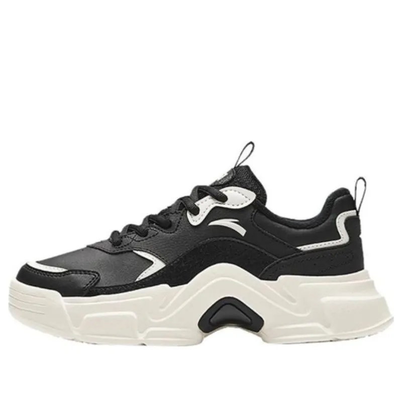 (WMNS) ANTA Platform Leather 'White Black' 922328816-6 sold by KicksCrew