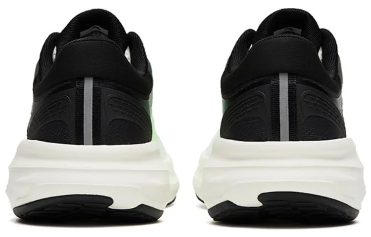 ANTA Running Series Sneakers 'White Green Black' 912325585-2 sold by KicksCrew product image thumbnail 4