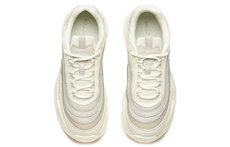 (WMNS) ANTA Life Series Sneakers 'White Grey' 121948823R-3 sold by KicksCrew product image thumbnail 4
