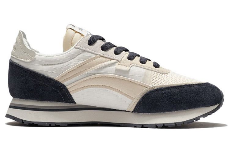 (WMNS) Li-Ning ChengFeng 'Grey Black' AGCR196-13 sold by KicksCrew product image thumbnail 2