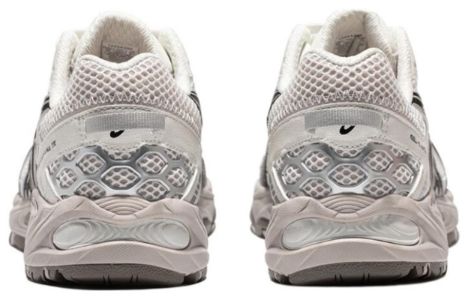 (WMNS) Asics Gel-Kahana TR 'White Black' 1203A390-200 sold by KicksCrew