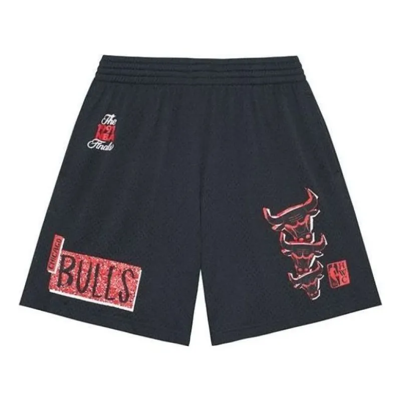 Mitchell & Ness Born And Bred Chicago Bulls Negro Shorts 'Black' BMMSSH22104-CBUBLCK sold by KicksCrew