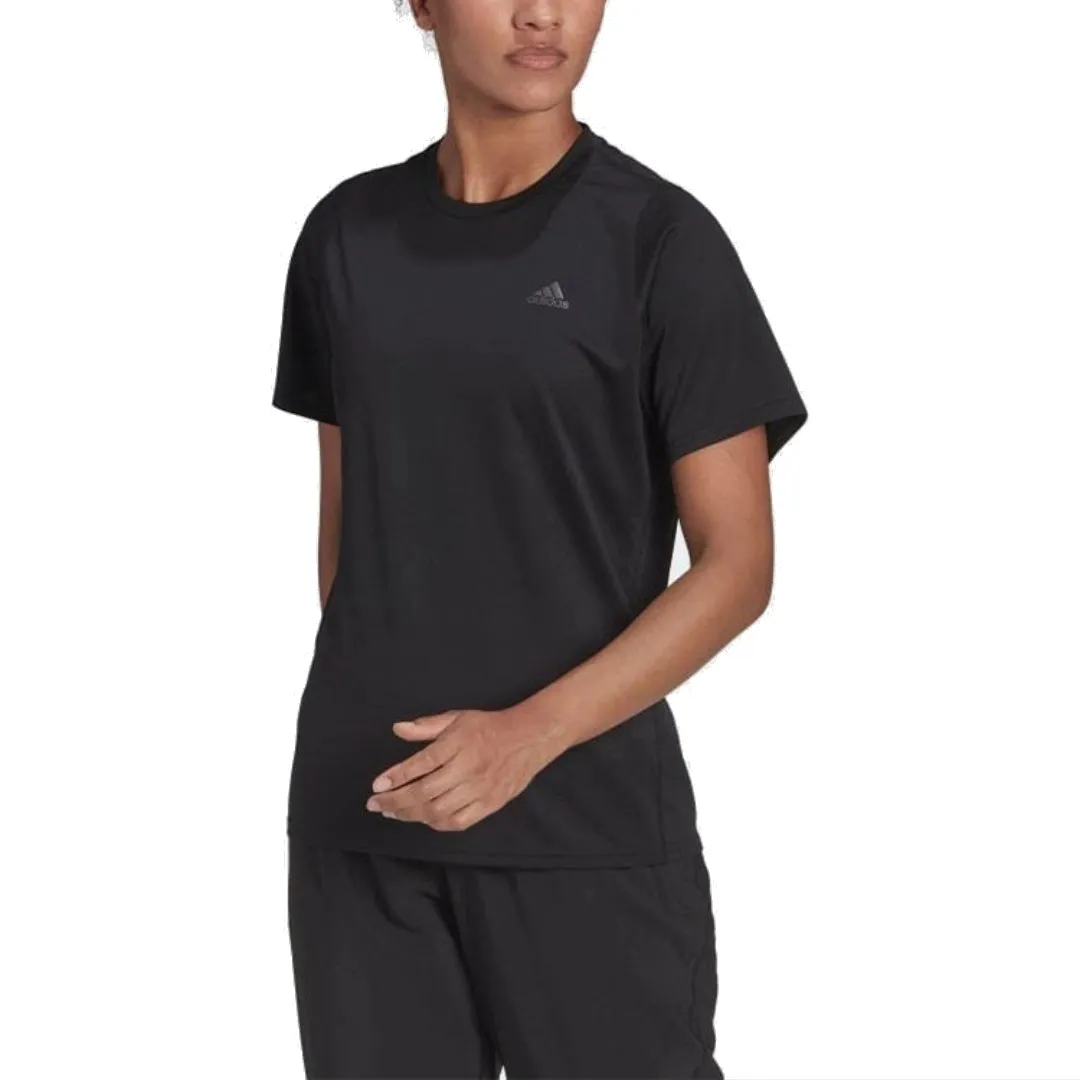 (WMNS) adidas Run Icon 3 Bar T-Shirt Asia Sizing 'Black' H57742 sold by KicksCrew product image thumbnail 2