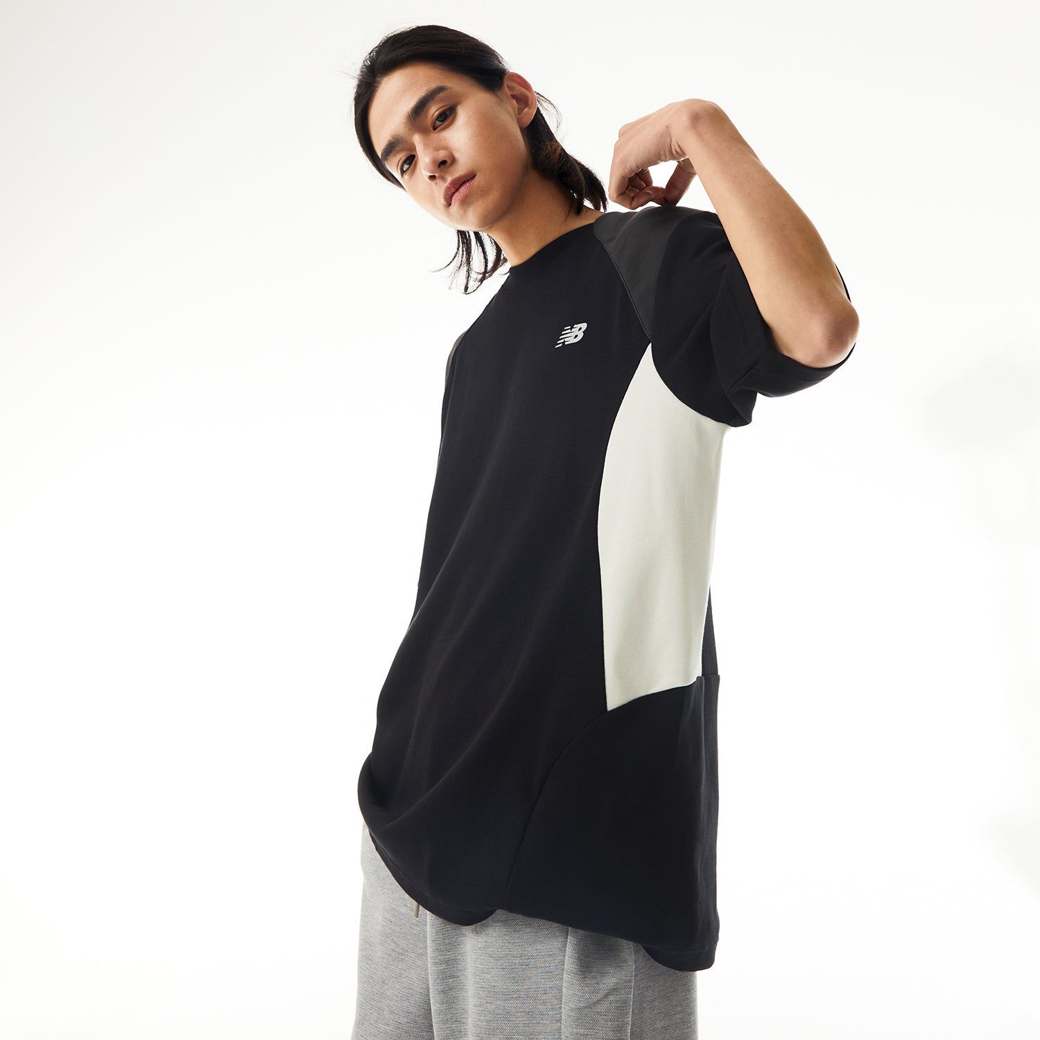 New Balance x LiangDong Color Block T-Shirt 'Black' NEE17113-BK sold by KicksCrew product image thumbnail 5
