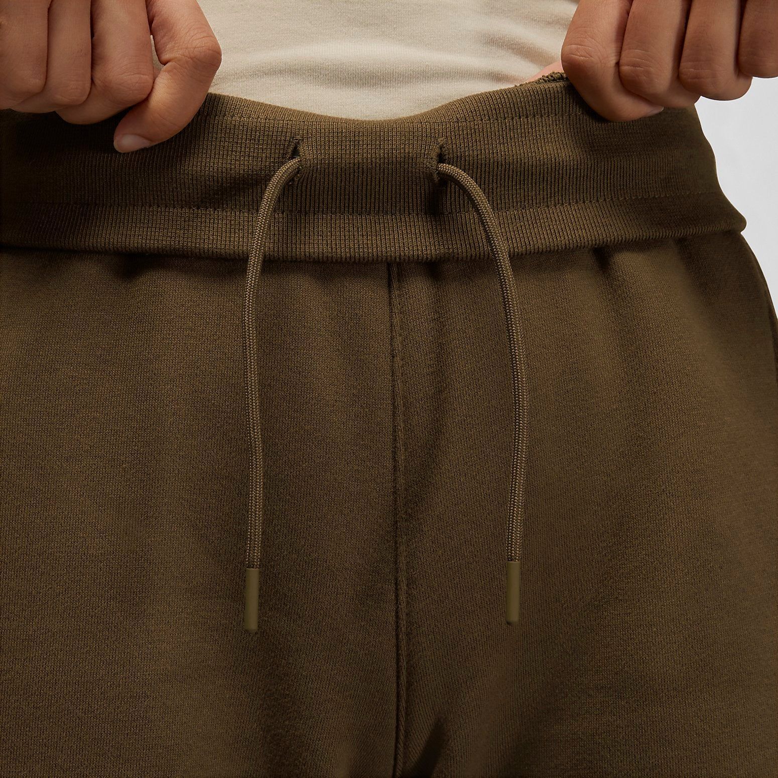 (WMNS) Air Jordan Knit Sweatpants 'Olive Green' DV1259-385 sold by KicksCrew product image thumbnail 2
