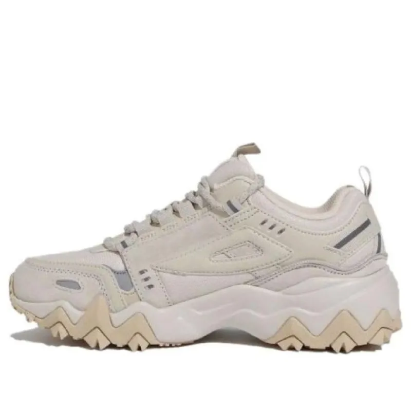 FILA Oakmont TR V2 'Beige' 1JM02571F_924 sold by KicksCrew