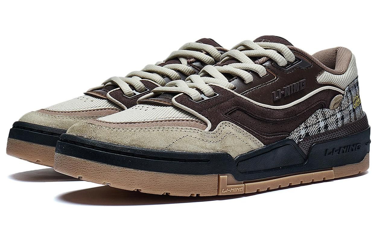 Li-Ning 001 BTC Prm 'Black Gum' AGCT219-2 sold by KicksCrew product image thumbnail 3