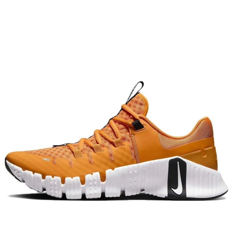 Nike Free Metcon 5 TB 'Bright Ceramic' FN6616-800 sold by KicksCrew