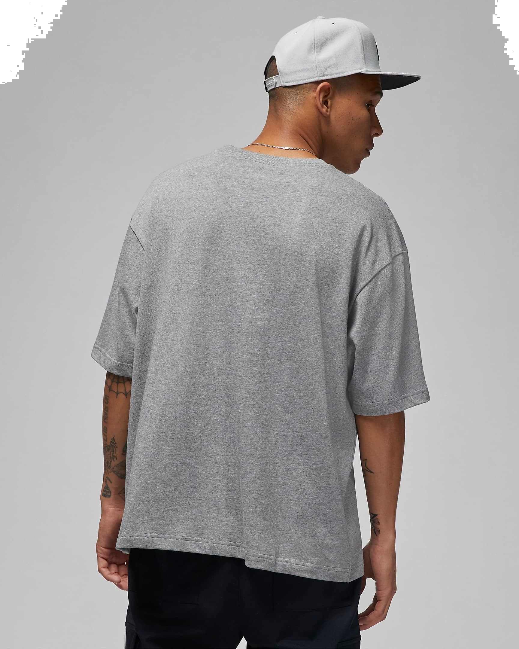 Air Jordan Flight Essentials Oversized T-Shirt 'Grey' DZ7313-091 sold by KicksCrew product image thumbnail 3