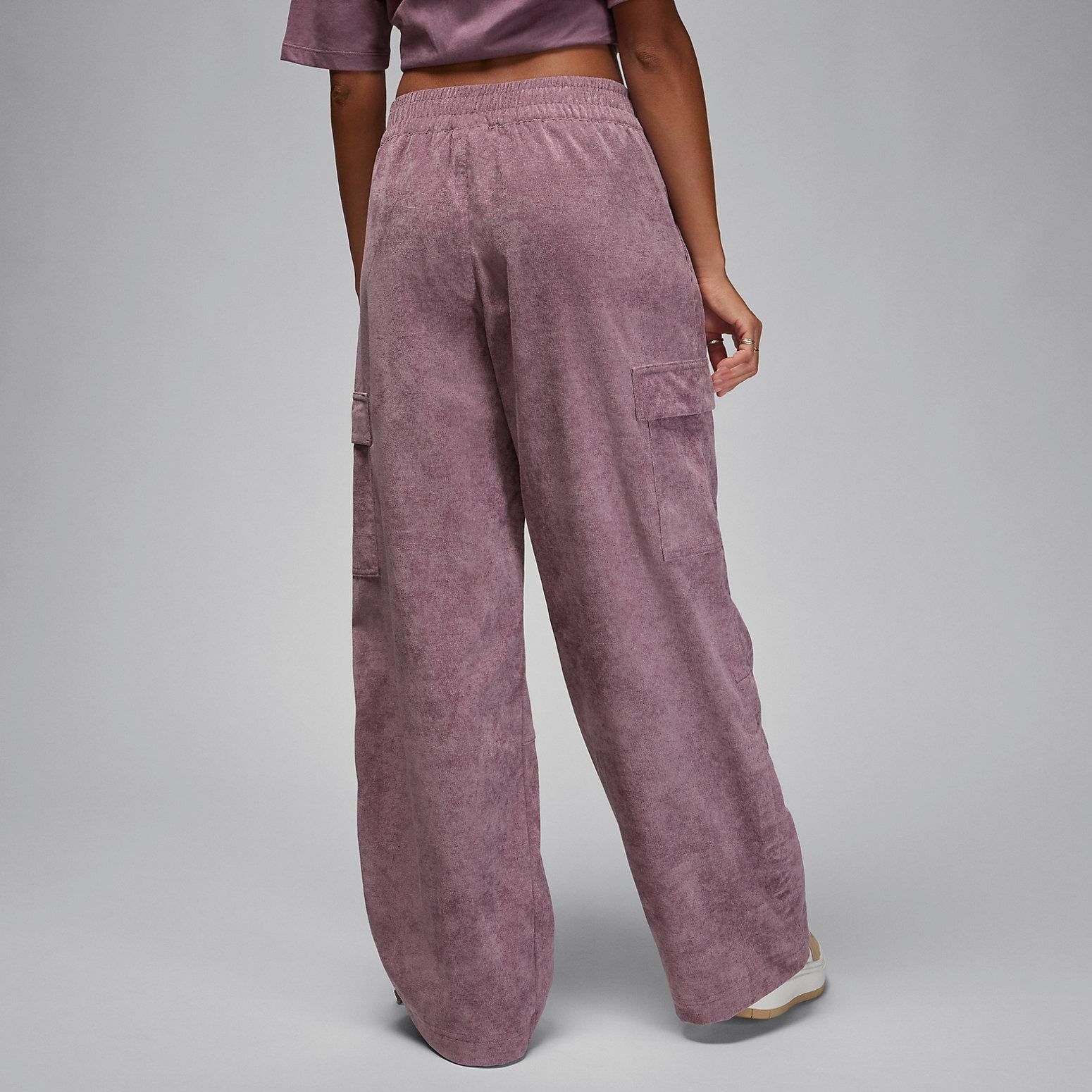 (WMNS) Air Jordan Corduroy Chicago Pants 'Purple Pink' FD8209-508 sold by KicksCrew product image thumbnail 5