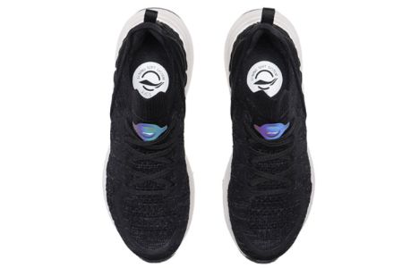 (WMNS) Li-Ning Eazgo 'Black White' AREQ024-1 sold by KicksCrew