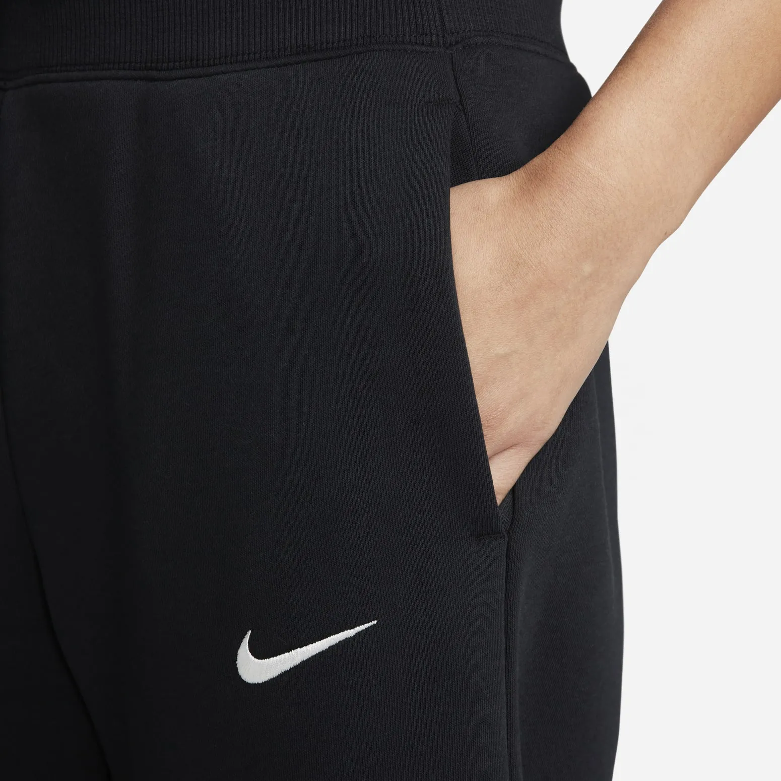 (WMNS) Nike Phoenix Fleece High-Waisted Cropped Sweatpants 'Black' FB8417-010 sold by KicksCrew product image thumbnail 4